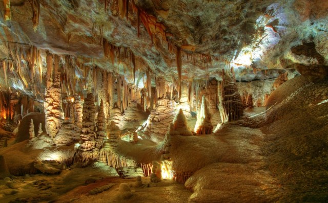 Jenolan Caves, Australia