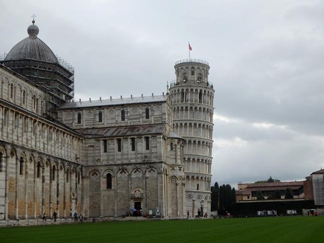 Pisa's leaning tower