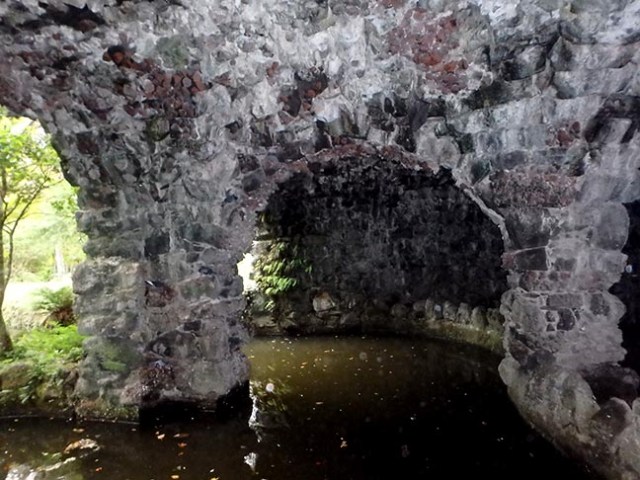 garden grotto