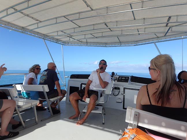 Bermuda snorkel boat