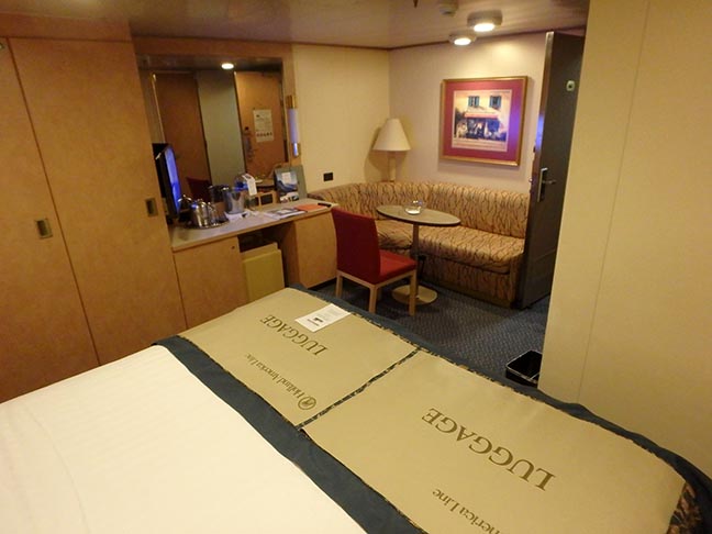 Oosterdam inside cabin