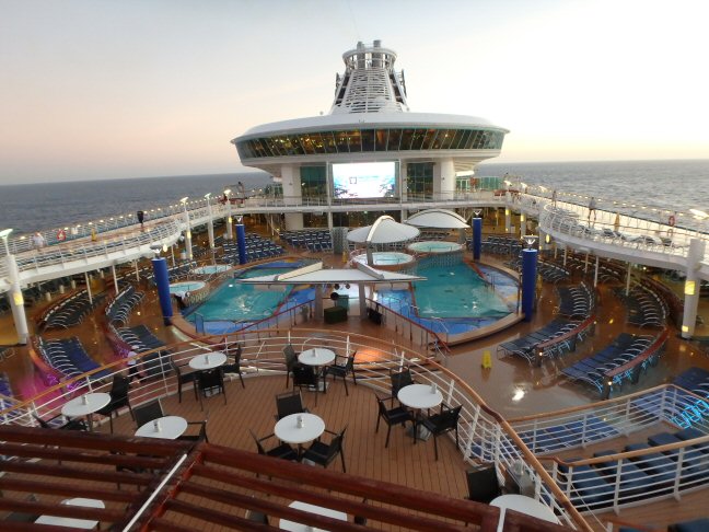 cruise ship pools