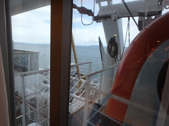 obstructed view cabin