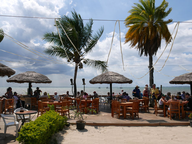 Smuggler's Cove hotel