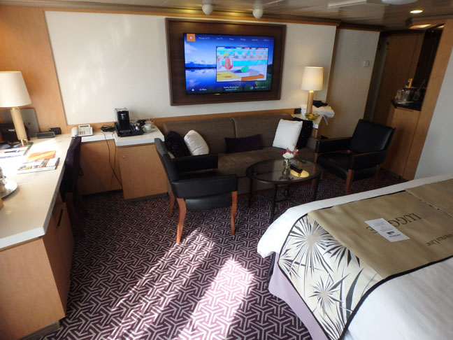 cruise ship cabin