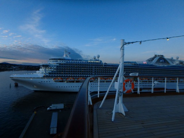 Victoria cruise ship port