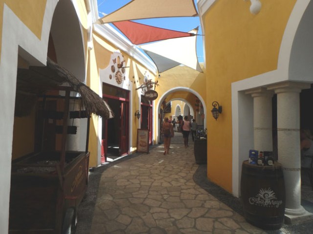 costa maya walkway