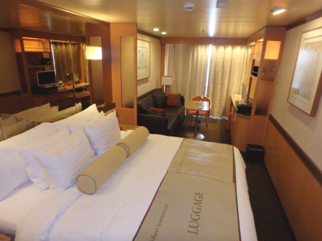 Holland America Veendam Vista Suite