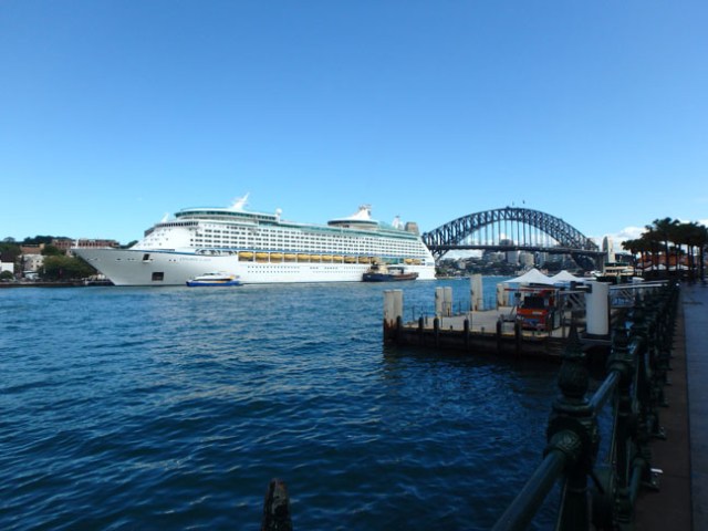 cruise ship in Sydney