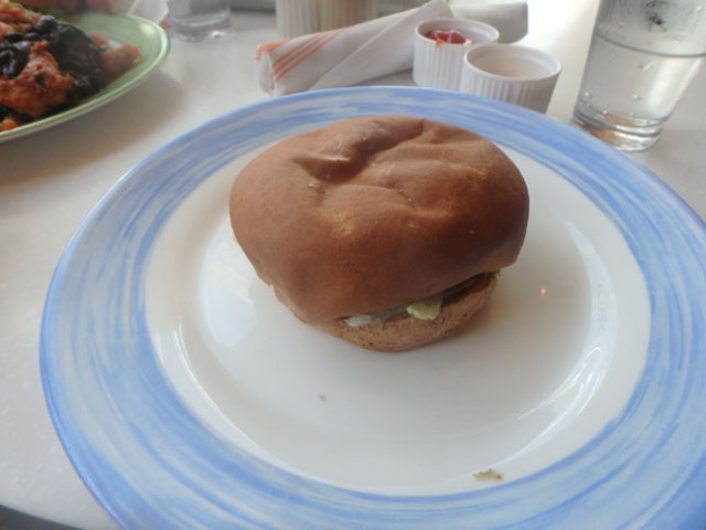 cruise ship burger