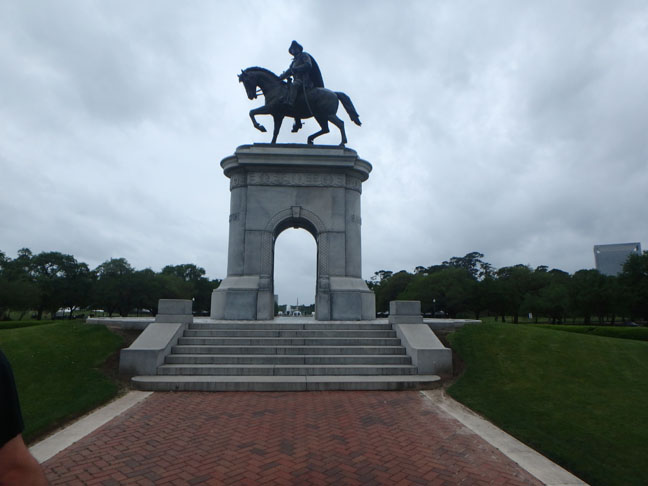 statue of Sam Houston