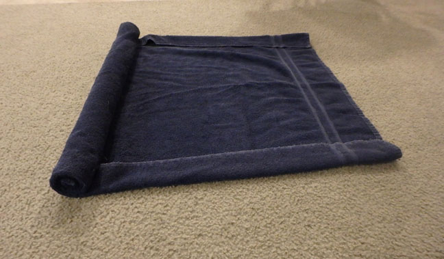 making towel alligator legs