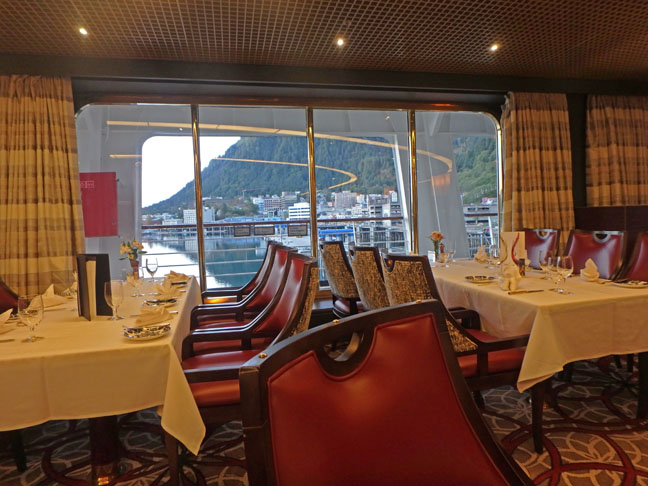 Westerdam dining room
