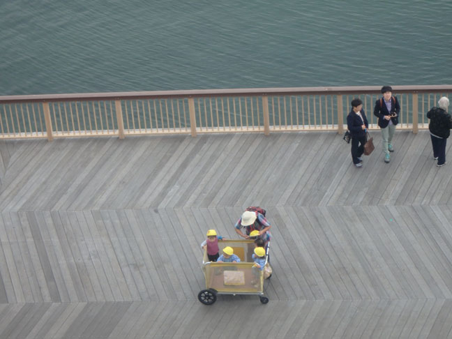 daycare kids in Japan