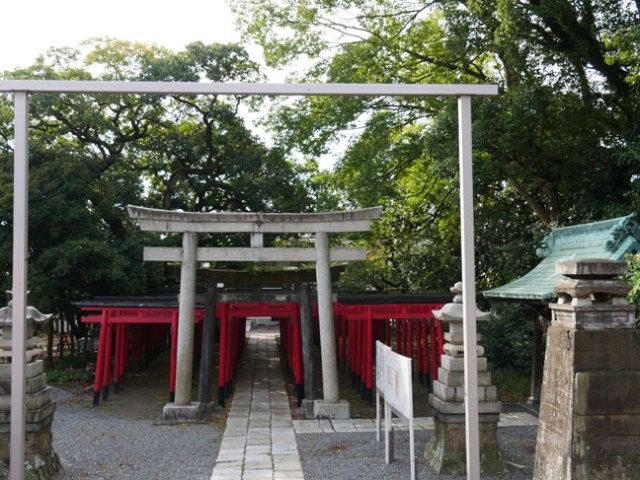 red shrine in Shimizu
