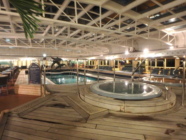 cruise ship pool