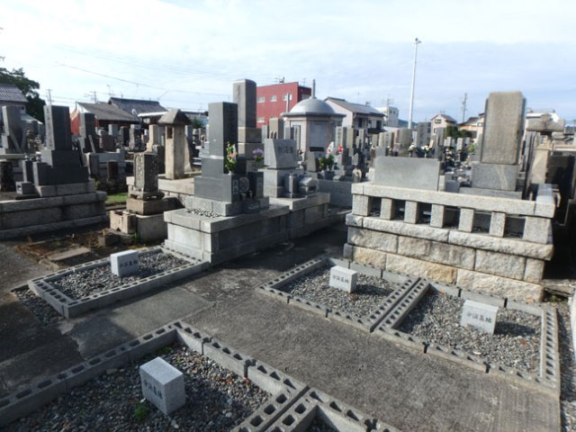 graveyard in Japan