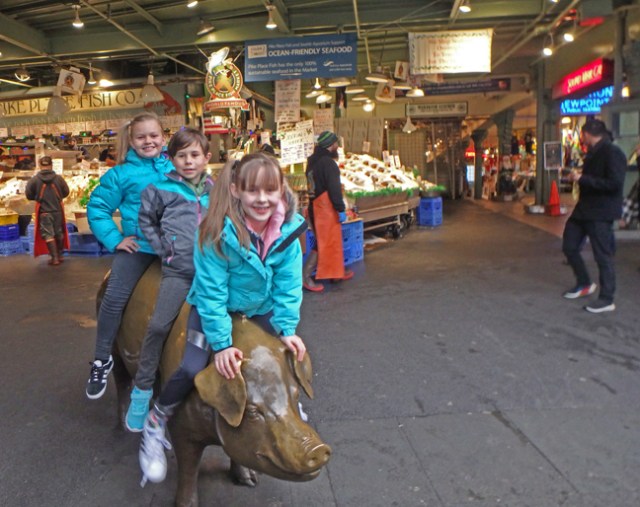 pike place pig